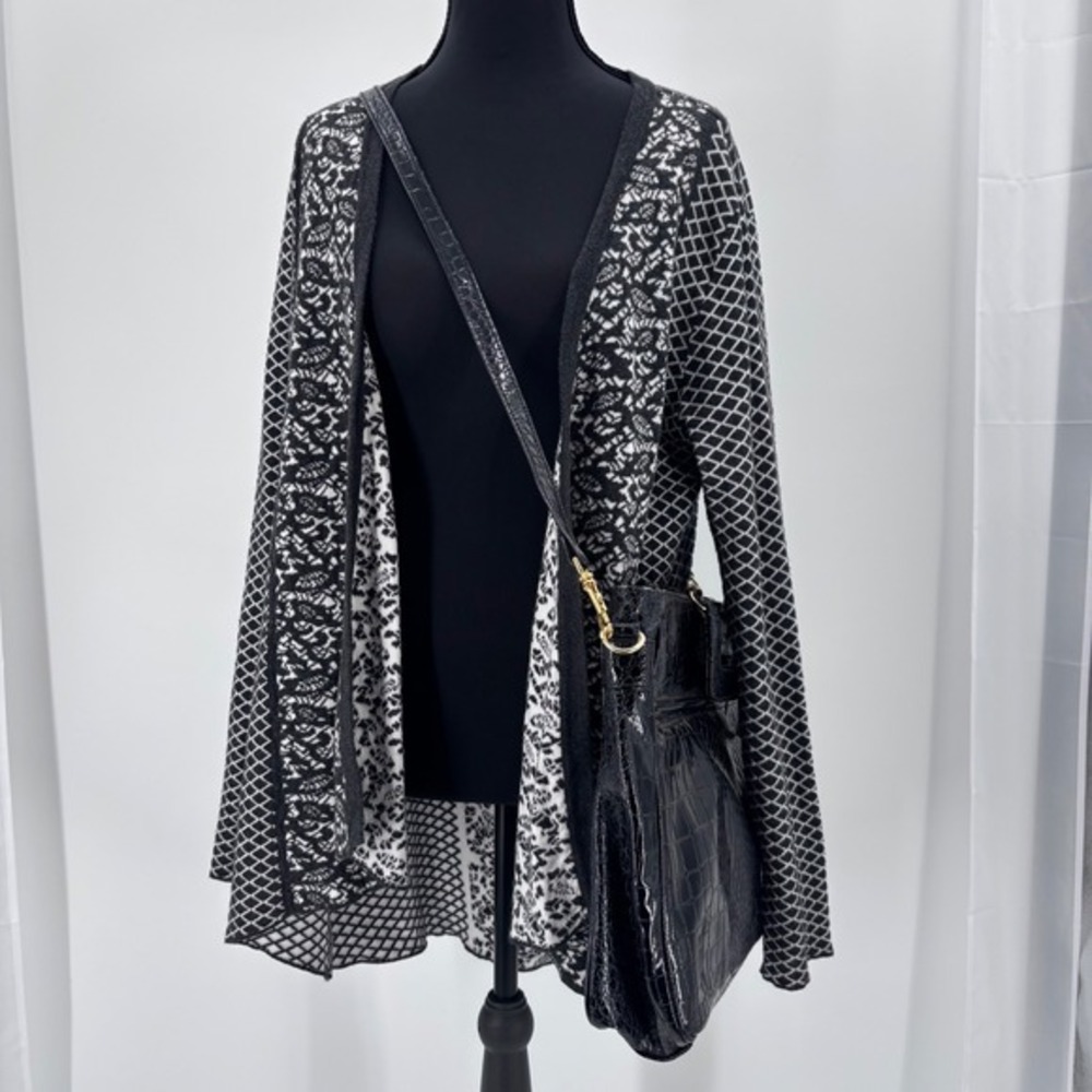 Vintage Black White Geometric Knit Cardigan Womens L‎ Duster Grunge Whimsigoth